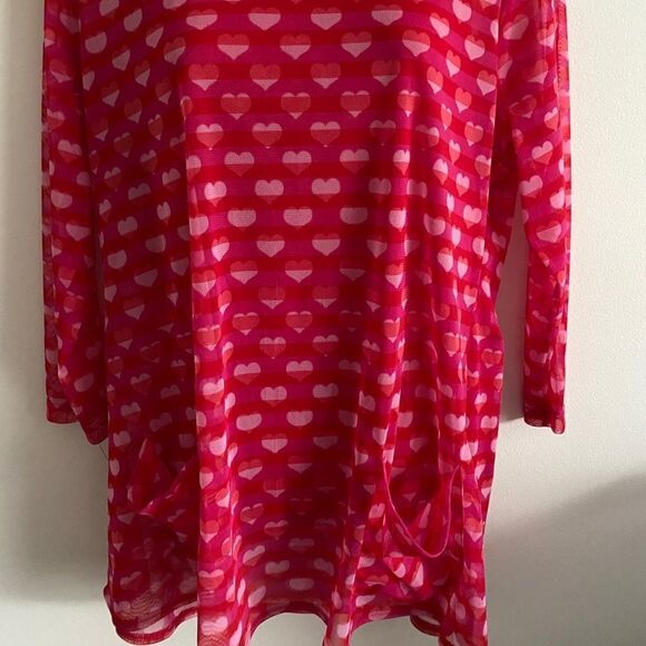 Sheer Pink & Red Heart Print Long Sleeve Tunic/Red Camisole - Picture 2 of 5